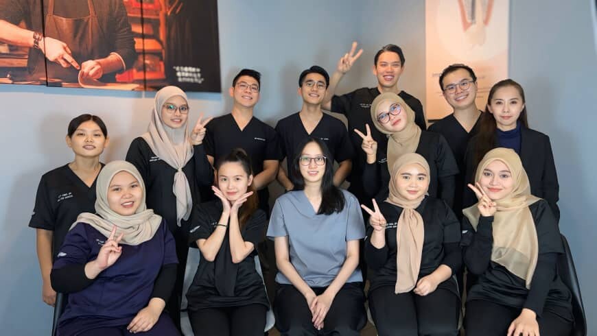 The Artizen Dental Care clinical team in Batu Pahat